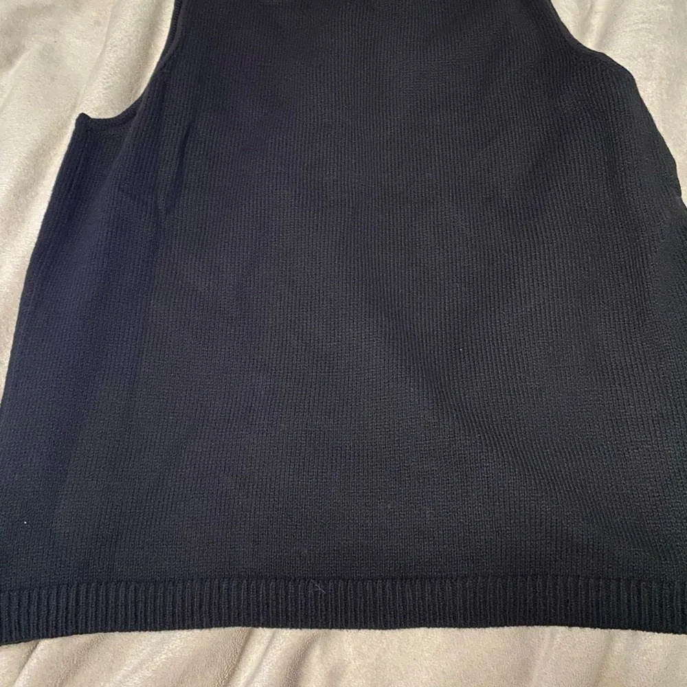 Lilly Pulitzer Amila Sweater Shell - Picture 5 of 5